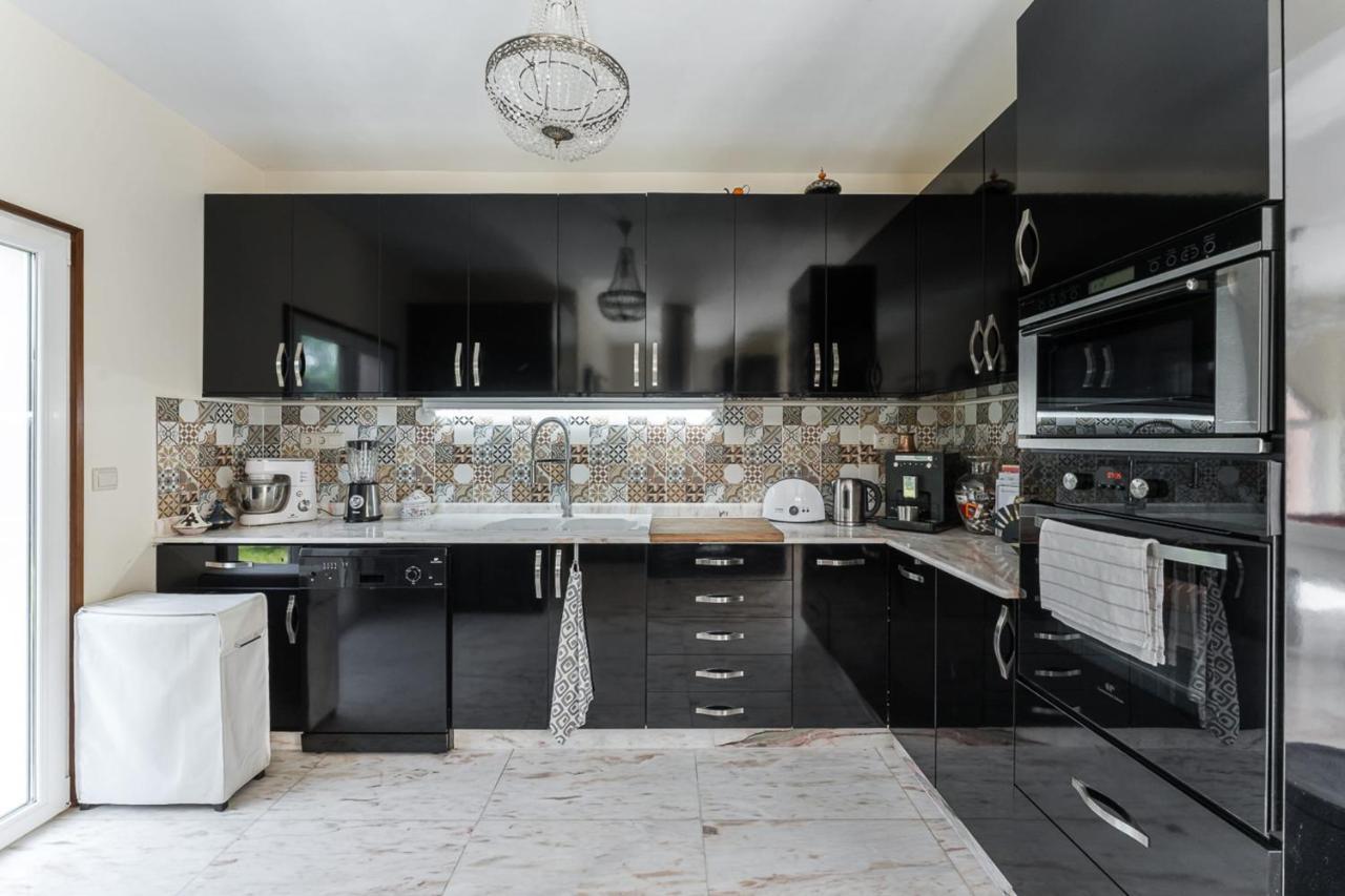 Guest H4U - Villa Garden & Pool بوفوُ جي فارزيم المظهر الخارجي الصورة